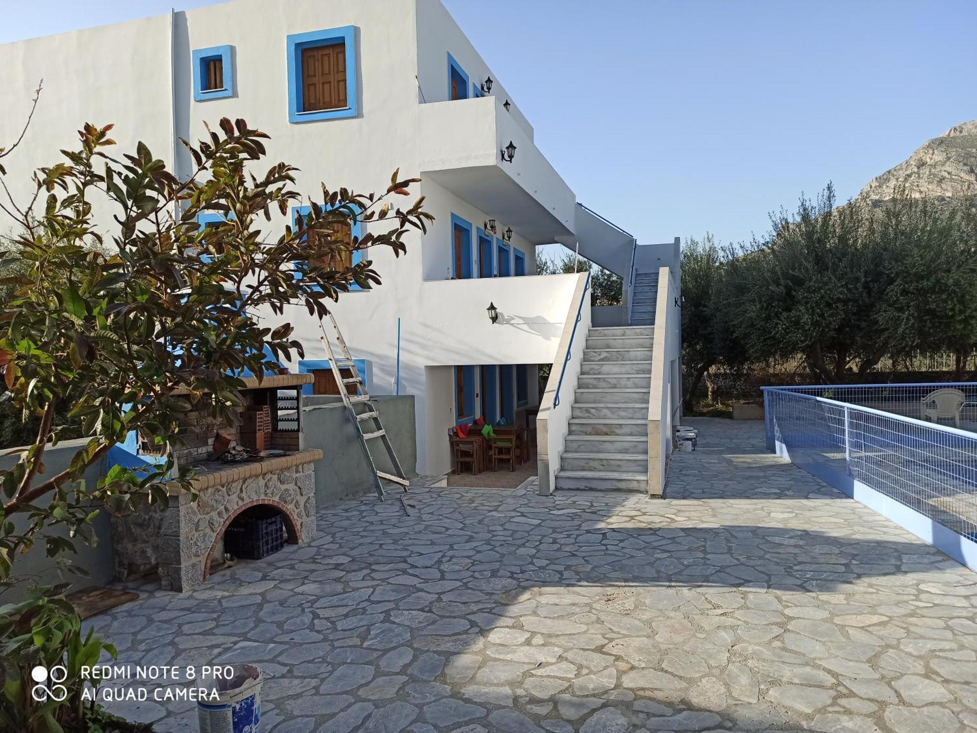 Giannis Apartments By Climbing House Panormos  Exteriör bild